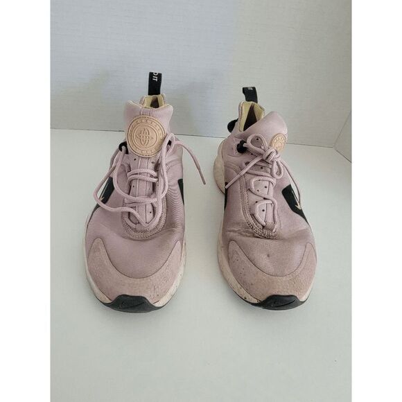 Nike Air Huarache City Move Women's Plum Chalk Sneakers Size 7.5 - Picture 1 of 5